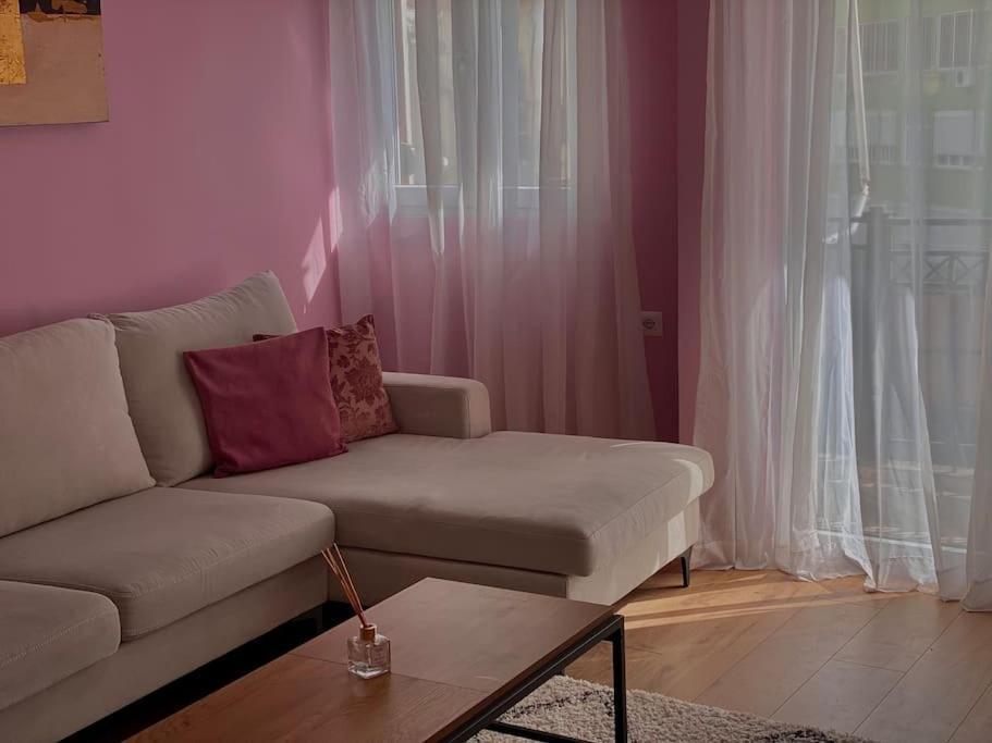 Coral Apartment - City Center Tirana Zewnętrze zdjęcie