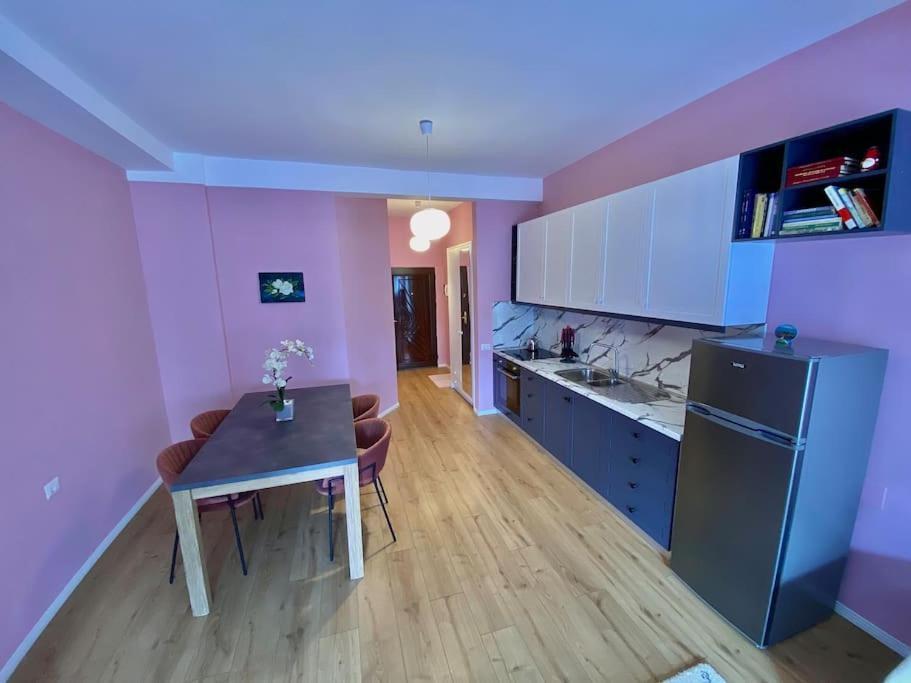 Coral Apartment - City Center Tirana Zewnętrze zdjęcie