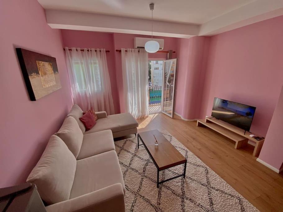 Coral Apartment - City Center Tirana Zewnętrze zdjęcie